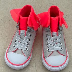 All stars girls sneakers